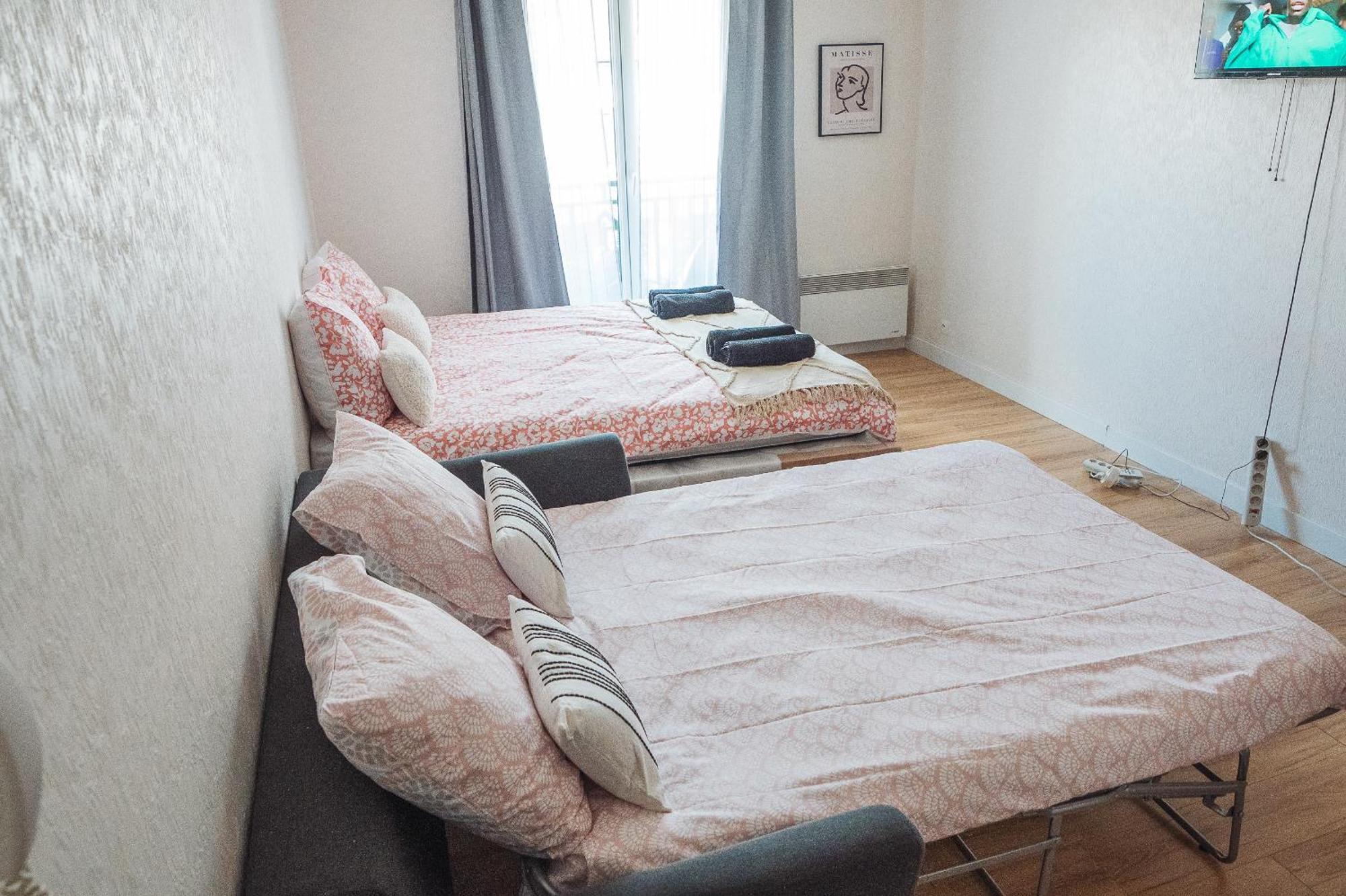 Cosy Studio Entre Paris Et Disneyland Paris Apartman Esbly Kültér fotó