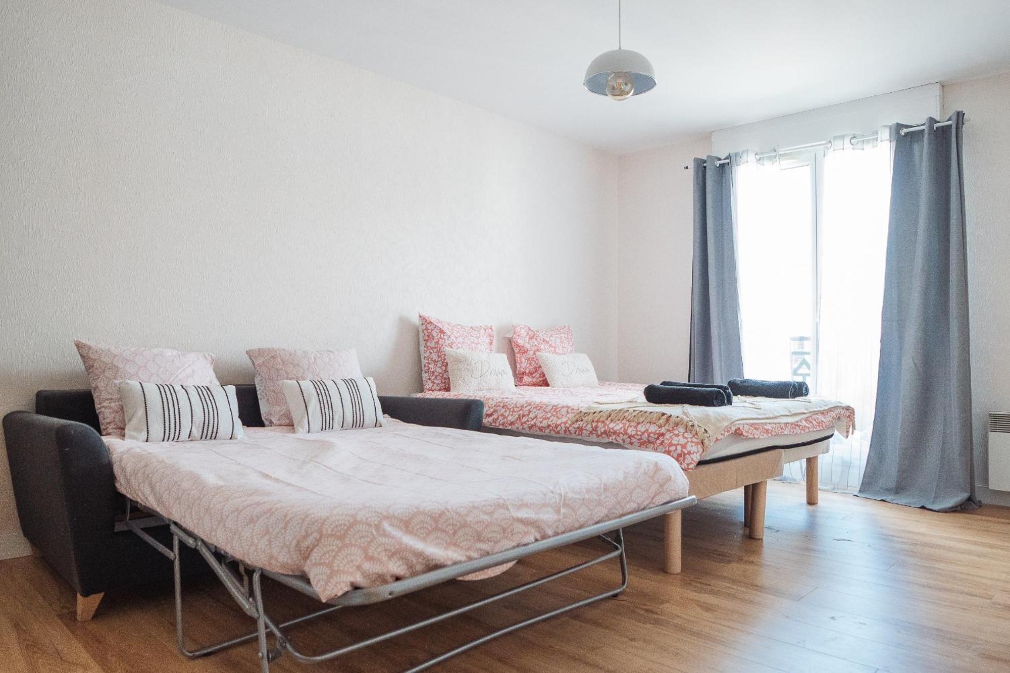 Cosy Studio Entre Paris Et Disneyland Paris Apartman Esbly Kültér fotó