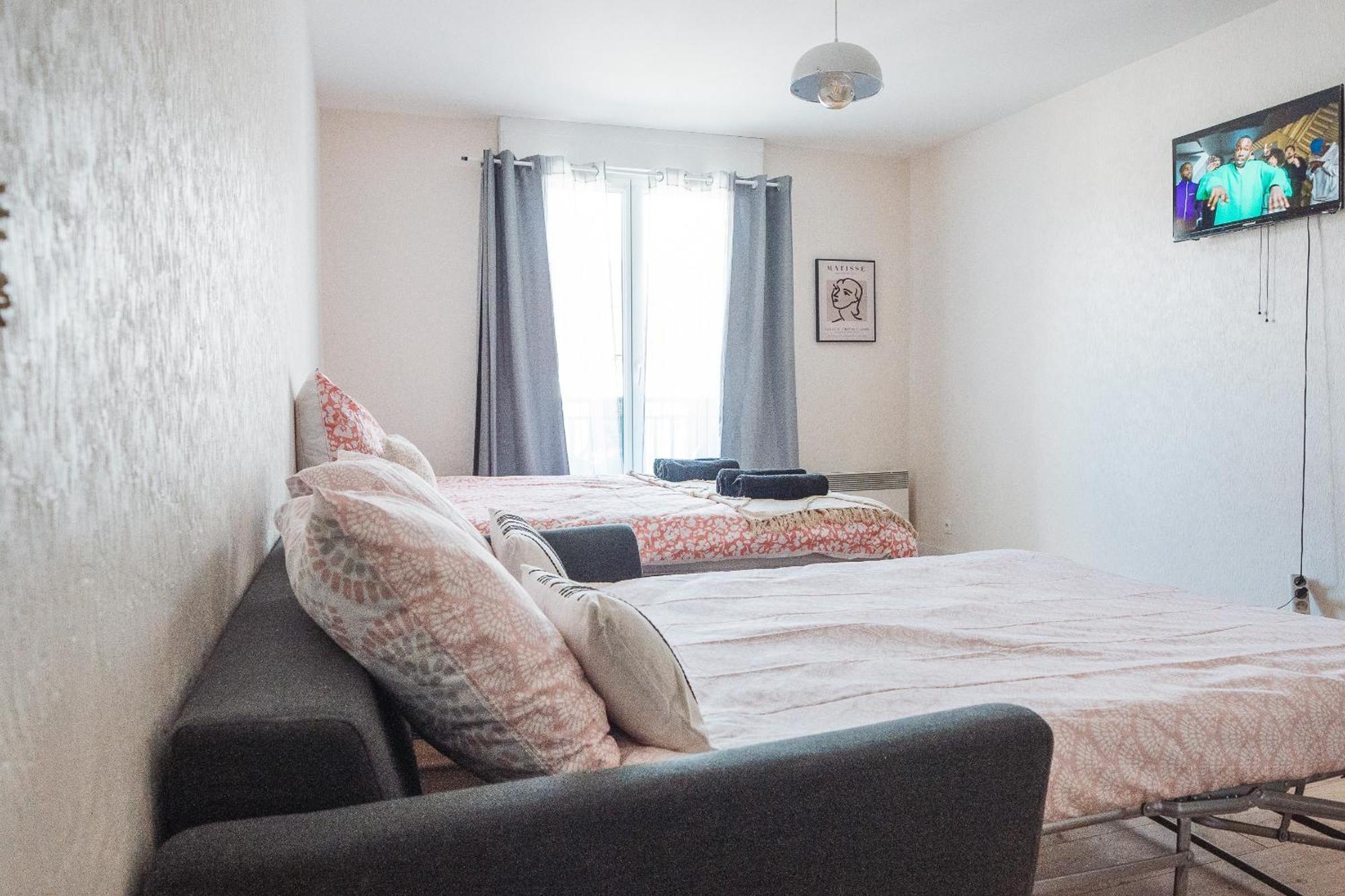 Cosy Studio Entre Paris Et Disneyland Paris Apartman Esbly Kültér fotó